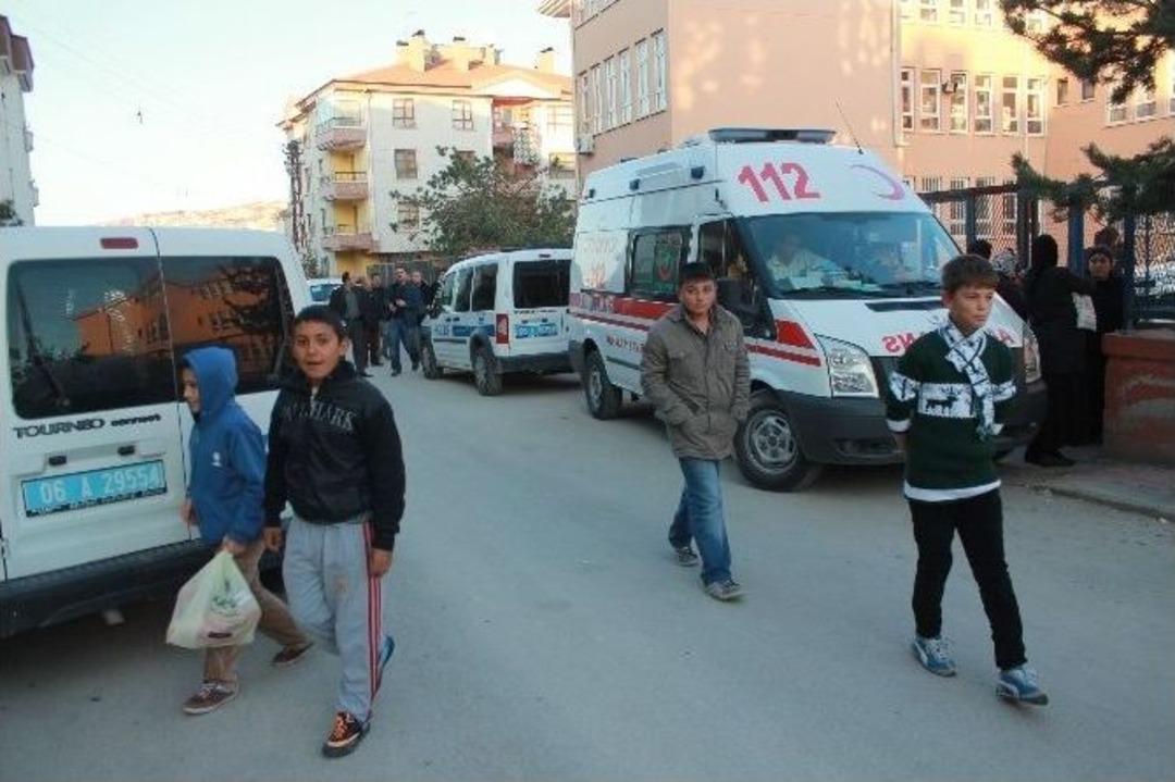 Başkent&rsquo;te 8. Sınıf &Ouml;ğrencisi Okul M&uuml;d&uuml;r Yardımcısını Silahla Yaraladı