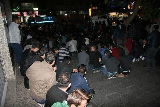 Diyarbakır’da Öğrencilerin Yurt Protestosu