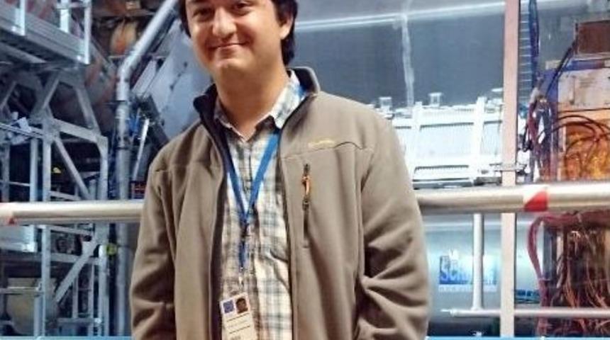 Evrenin Sırrını T&uuml;rk Genci Aradı