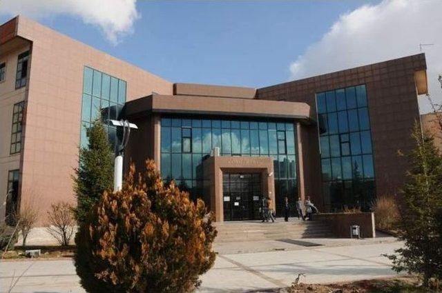 Selçuk Üniversitesi Merkez Kütüphanesinde Yeni Dönem 2