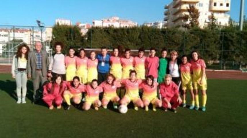 7 Eyl&uuml;ll&uuml; Kızlar Ezdi Ge&ccedil;ti