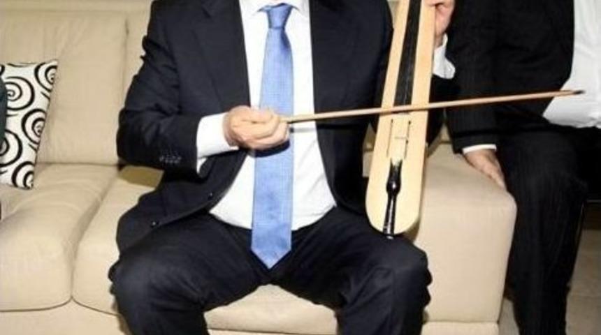 Demir&ccedil;alı&rsquo;dan Azim &Ouml;zt&uuml;rk&rsquo;e Yanıt