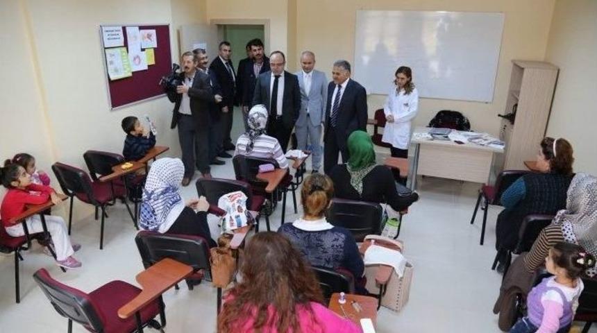 Esenyurt Sosyal Ve Spor Tesisleri Mahalle Hanımlarının Aynı Zamanda Sosyal Mekanı
