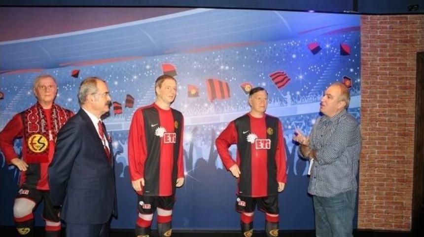 50. Yıl Belgeselinde B&uuml;y&uuml;kerşen&rsquo;den Eskişehirspor Tarihi