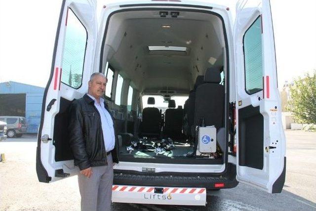 Buca Belediyesi&rsquo;ne İzdesk&rsquo;ten Engelli Aracı 2