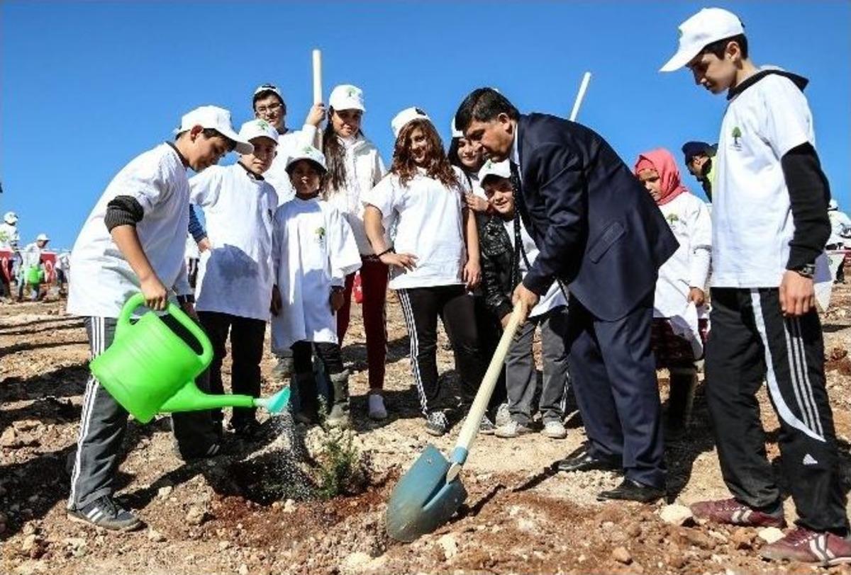 &ldquo;bi D&uuml;nya Yeşil&rdquo; Projesiyle Gaziantep Yeşilleniyor