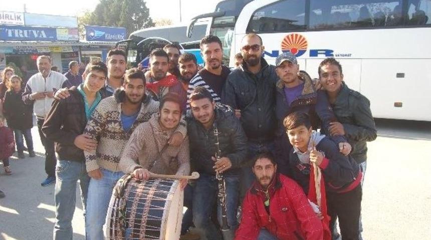 Mehmet&ccedil;ikler Asker Ocağına Uğurlanıyor