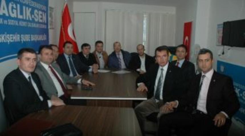 &Ccedil;iftelerliler&rsquo;den Sağlık Sen&rsquo;e &lsquo;kutlama&rsquo; Ziyareti