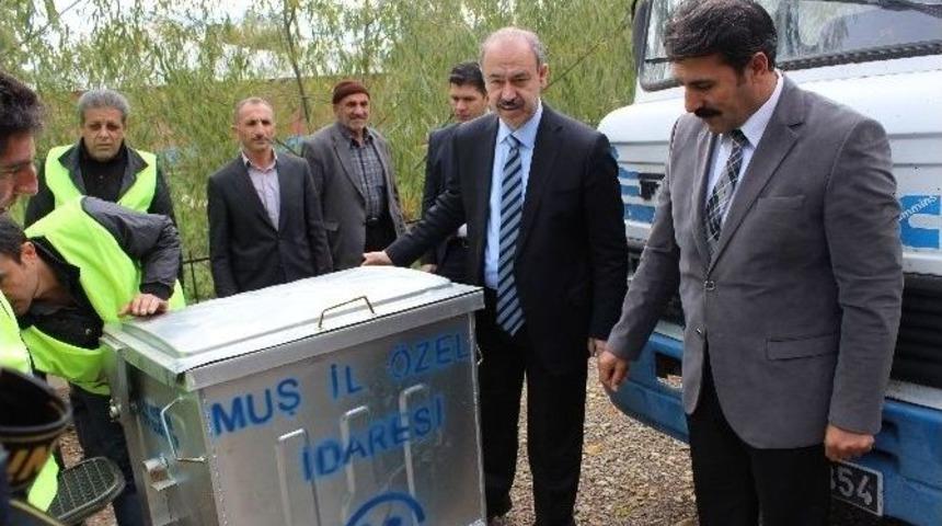 K&ouml;ylere &Ccedil;&ouml;p Konteynırı Dağıtıldı