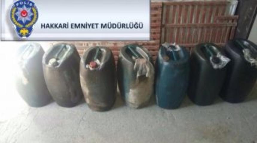 Hakkari&rsquo;de Akaryakıt Ka&ccedil;ak&ccedil;ılığı