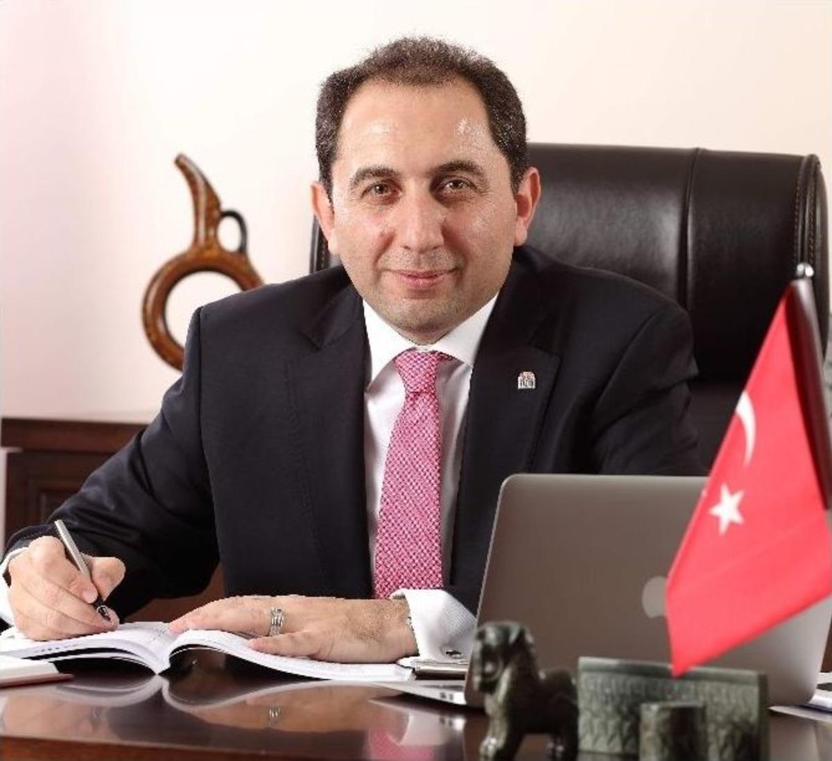 Havacılık Sekt&ouml;r&uuml;n&uuml;n Ara Eleman İhtiyacı Hitit &Uuml;niversitesi&rsquo;nde Yetişiyor