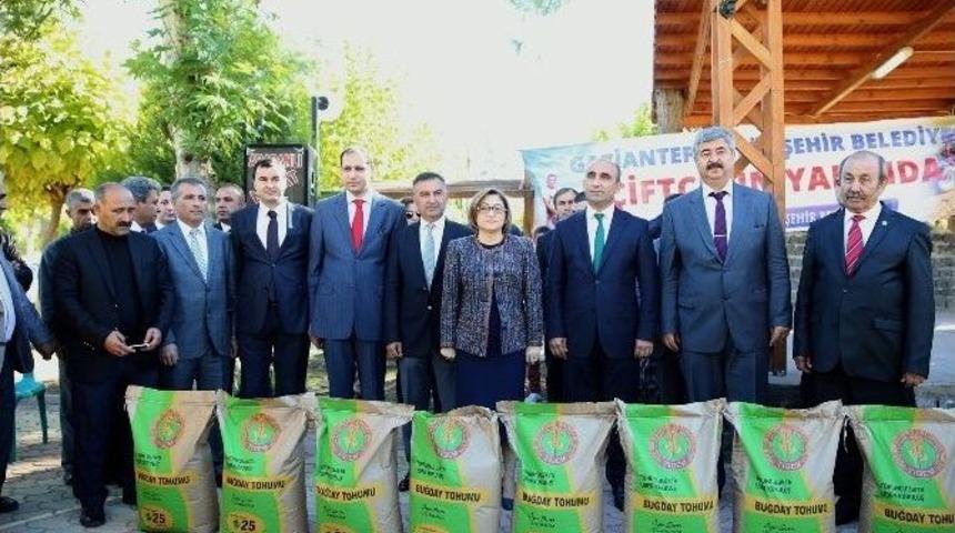 Tohum Desteği Araban İle Yavuzeli&rsquo;nde Devam Etti