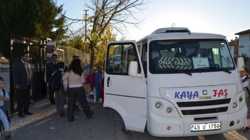 Selendi&rsquo;de &Ouml;ğrenci Servisleri Denetlendi