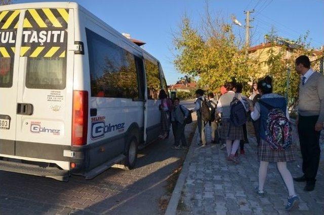 Selendi&rsquo;de &Ouml;ğrenci Servisleri Denetlendi 3