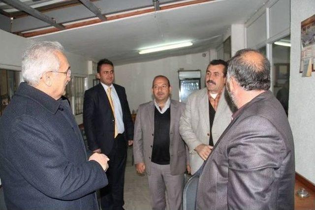 Erzincan Belediye Başkanı Cemalettin Başsoy Şehir Genelinde Yürütülen Çalışmaları Yerinde İnceledi