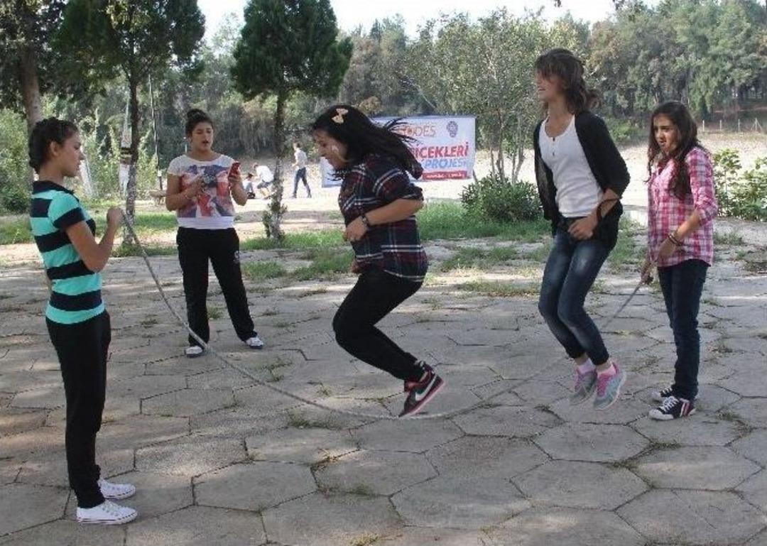 Yurt &Ccedil;ocuklarına Uyuşturucunun Zararları "sevgiyle" Anlatıldı