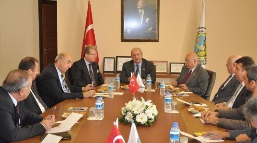 B&uuml;y&uuml;kşehir Belediye Başkanı Albayrak, Ticaret Borsasını Ziyaret Etti