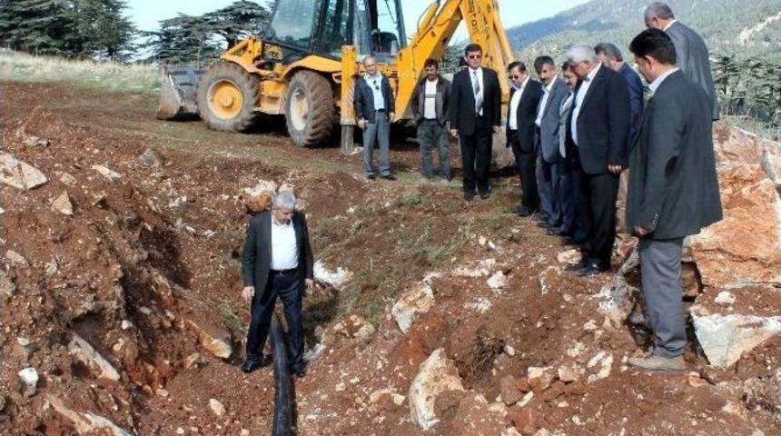 Karag&ouml;l Yaylasına İ&ccedil;me Suyu Hattı D&ouml;şeniyor