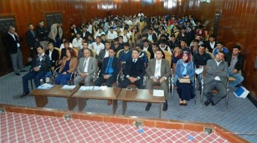 &Ouml;ğrencilere Madde Bağımlılığının Zararları Ve Korunma Y&ouml;ntemleri Konulu Seminer Verildi