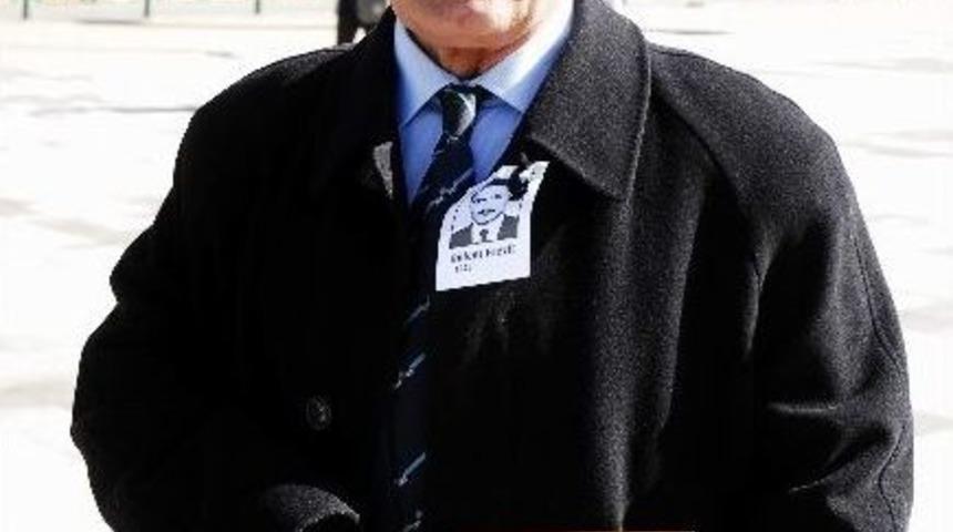 Dsp &Uuml;yeleri &lsquo;karaoğlan&rsquo;ı 8&rsquo;inci &Ouml;l&uuml;m Yıl D&ouml;n&uuml;m&uuml;nde Andı