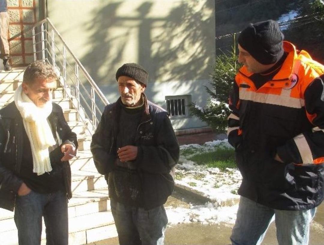 Kendisini Değil A&ccedil; Kalan Ke&ccedil;ilerini D&uuml;ş&uuml;nm&uuml;ş