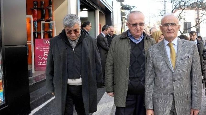 Başkan Yılmaz: &ldquo;&ccedil;iftlik Caddesi, Emin&ouml;n&uuml; &Ccedil;arşısı Gibi Olabilir&rdquo;