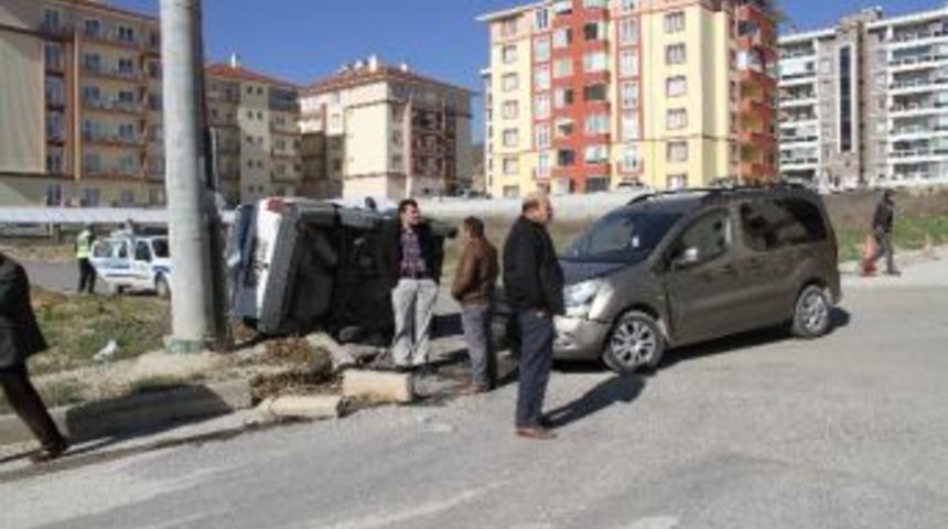 Şans Eseri Burnu Bile Kanamadı