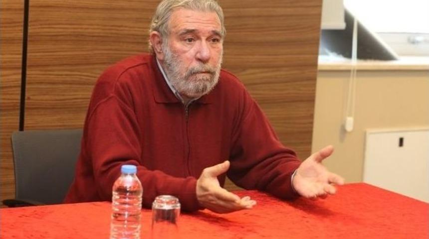 Şair Sina Akyol Nil&uuml;fer&rsquo;de &Ccedil;ocuklarla Buluştu