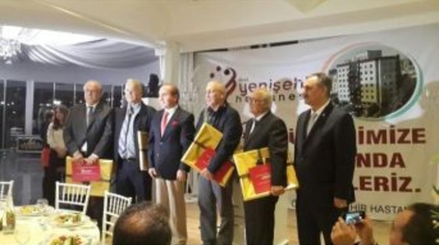 Mersin&rsquo;de 30 Yılını Tamamlayan Hekimler Plaketle Onurlandırıldı