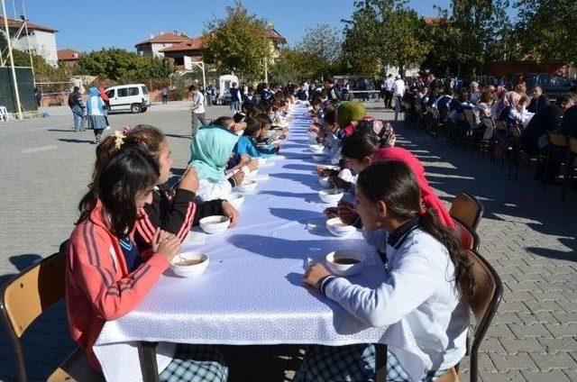 Selendi İmam Hatip Lisesi’nde Aşure Günü