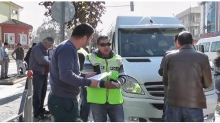 D&uuml;zce&rsquo;de Okul Servislerine Denetim