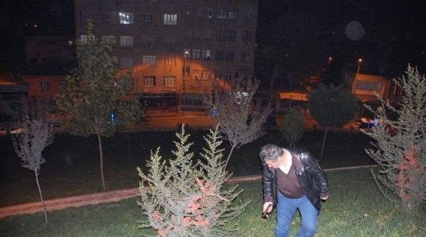 Maganda Kurşunu İkametin Penceresine İsabet Etti