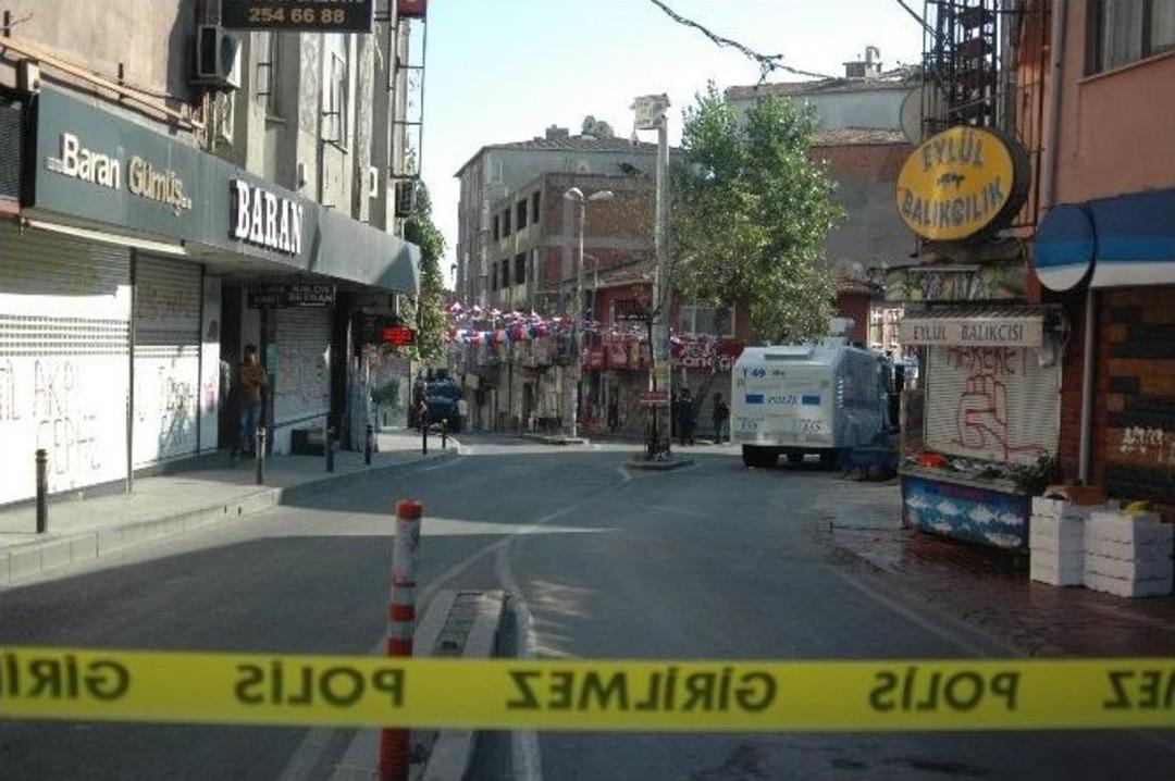 Olayların Ortasında Kalan Yaşlı Kadına Polis Yardım Etti