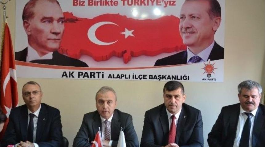 Ak Parti Alaplı&rsquo;da Yavuz&rsquo;la Devam Kararı Aldı