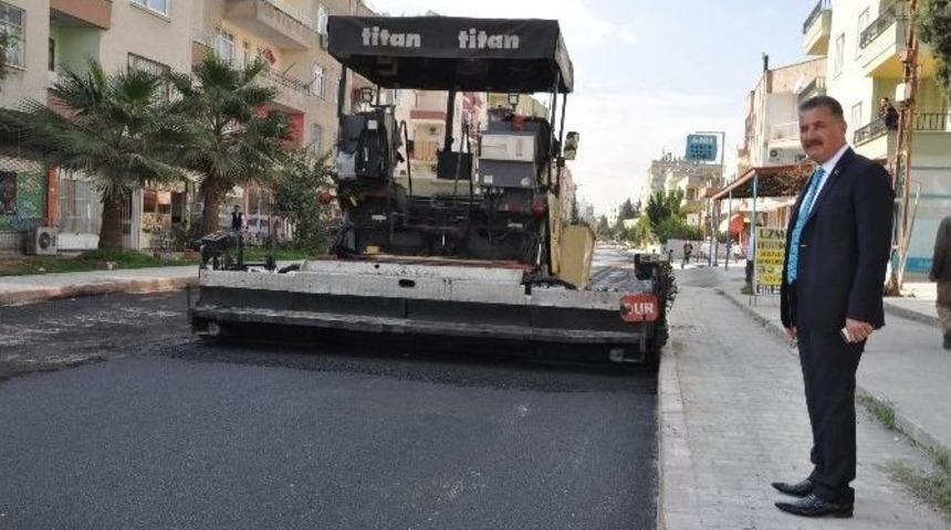 Toroslar&rsquo;da Asfaltlama &Ccedil;alışmaları S&uuml;r&uuml;yor