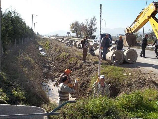 Saltukova&rsquo;da Alt Yapı &Ccedil;alışmaları Devam Ediyor 1