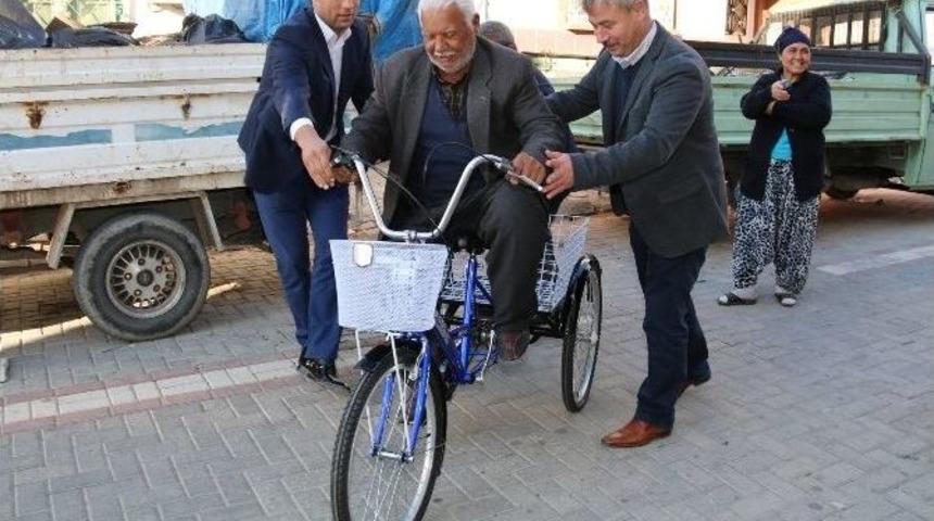 Başkan Yaralı&rsquo;dan Bisiklet S&uuml;rprizi