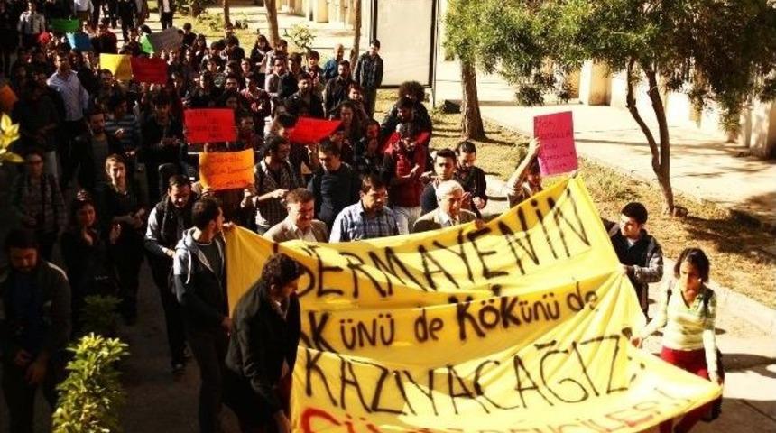 Y&ouml;k, Adana&rsquo;da Protesto Edildi