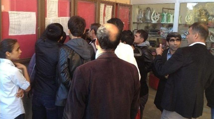 İş-kur&rsquo;a Başvuru Yapanların İsim Listeleri Asıldı