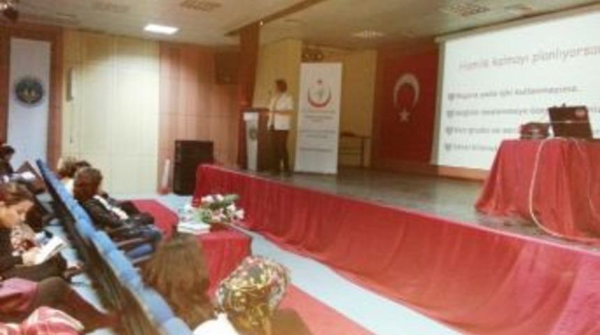 G&uuml;venli Anneliğin &Ouml;nemi Vurgulandı