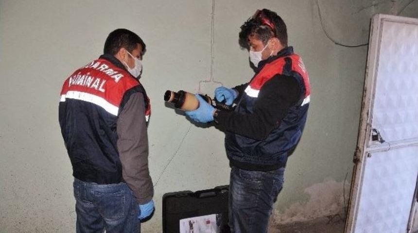 Jandarma, Van&rsquo;da Kaybolan Nehir&rsquo;in Evinde &Ouml;zel Cihazlarla İnceleme Yaptı