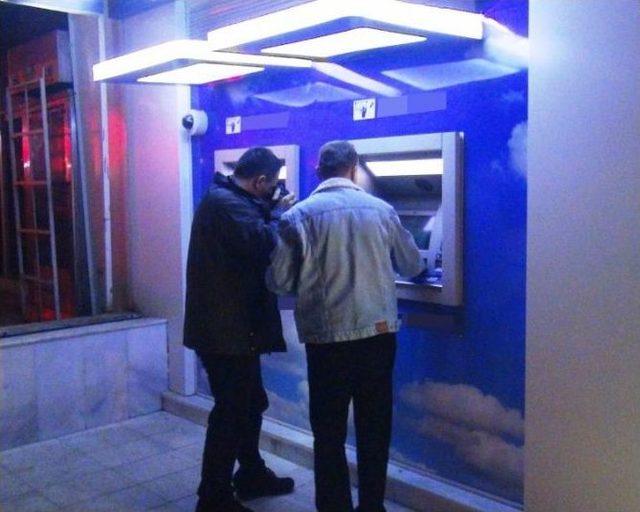 Atm Fareleri İş Başında