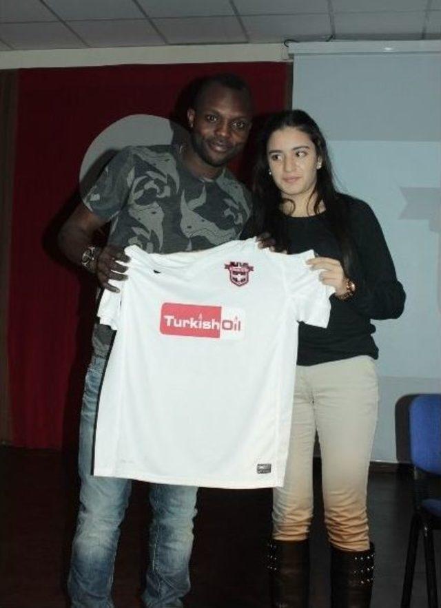 Gaziantepspor Teknik Kadro Ve Yöneticileri Öğrencilerle Buluştu