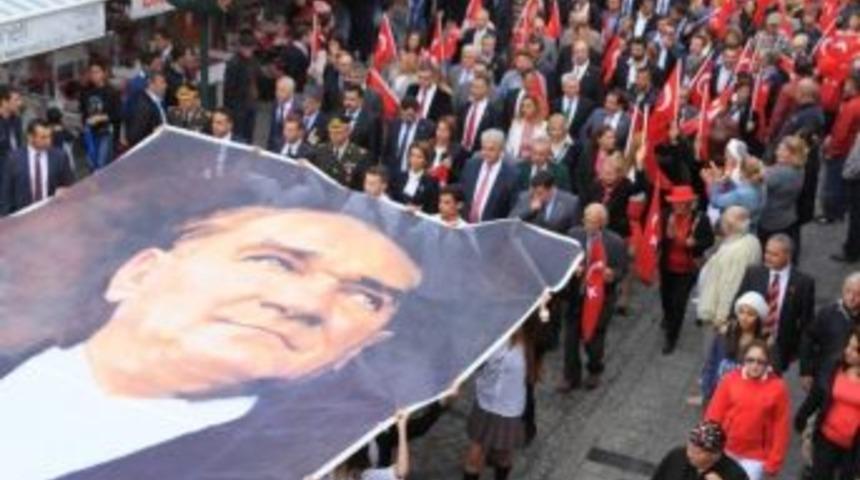 &Ccedil;eşme Ata&rsquo;sını &rsquo;&rsquo;sarızeybek&rsquo;&rsquo;le Anacak