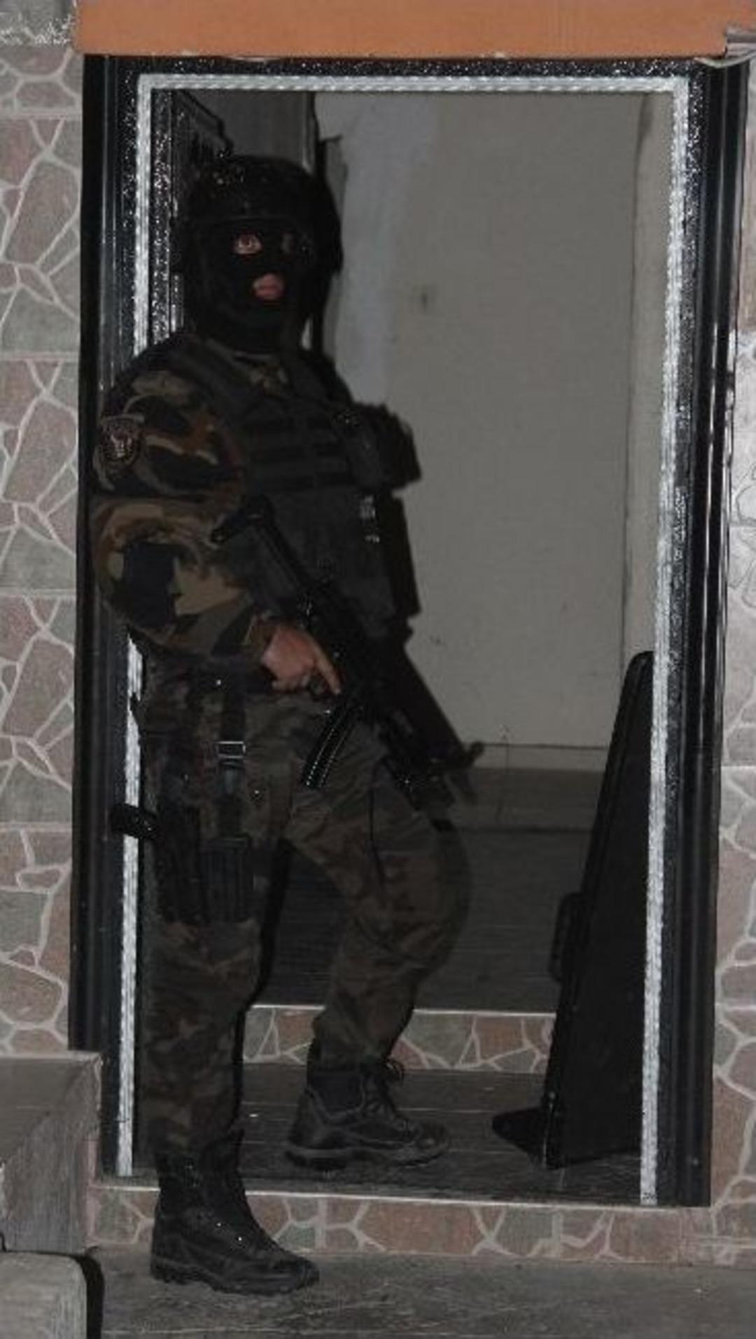 Adana Polisinden Film Gibi Narkotik Operasyonu