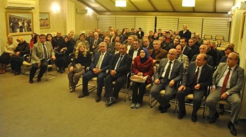 Ak Parti 2 İl&ccedil;ede Danışma Toplantısı Yaptı