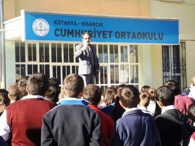 Cumhuriyet Ortaokulu’nda Deprem Ve Yangın Tahliye Tatbikatı