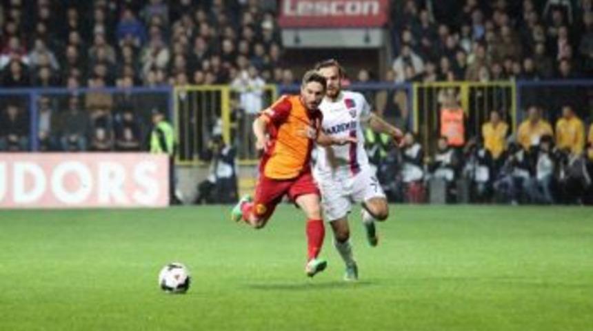 Aslan, Karab&uuml;k&rsquo;te Moral Arıyor