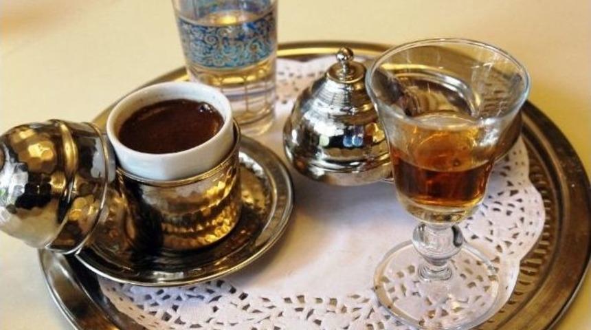 &lsquo;kahve El Değirmeni&rsquo; Teknolojiye Yenildi, Antika Oldu