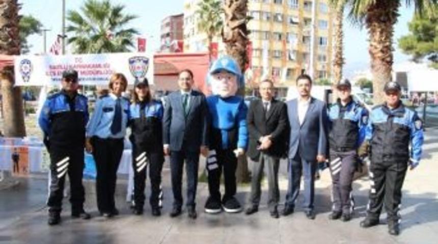 Maskot Polis Ekipleri Vatandaşı Uyardı